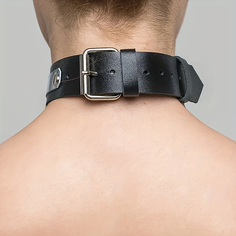 A Women'S Fashion Punk Black Faux Leather Wide Strap Choker Necklace with Metal Rings, Perfect for Party Outfits. This New Trendy Rock Gothic Circular Accessory Is Suitable for Nightclubs, Parties, And Everyday Wear, Featuring a Minimalist Design - Image 5